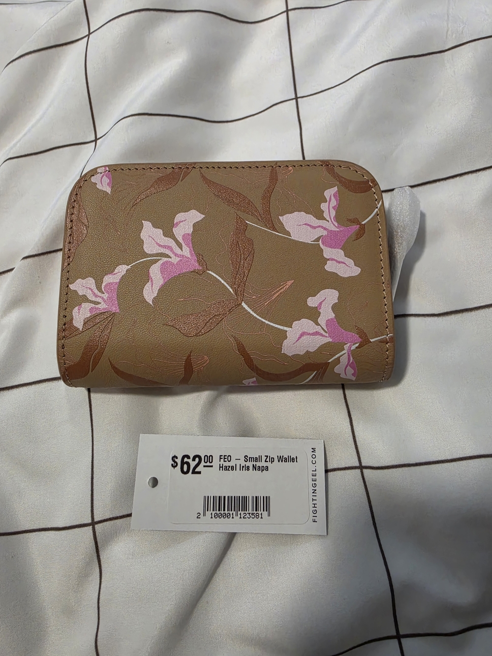 Fighting Eel Small Zip Wallet